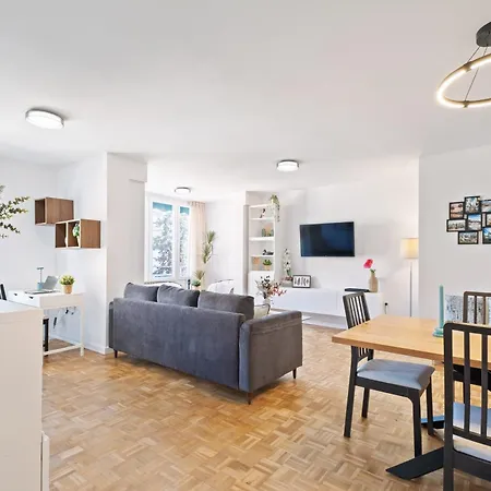 Apartment New In The Center 3beds 2baths