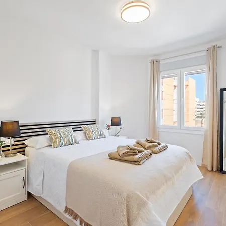 New In The Center 3beds 2baths * Malaga
