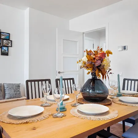 Apartment New In The Center 3beds 2baths Malaga